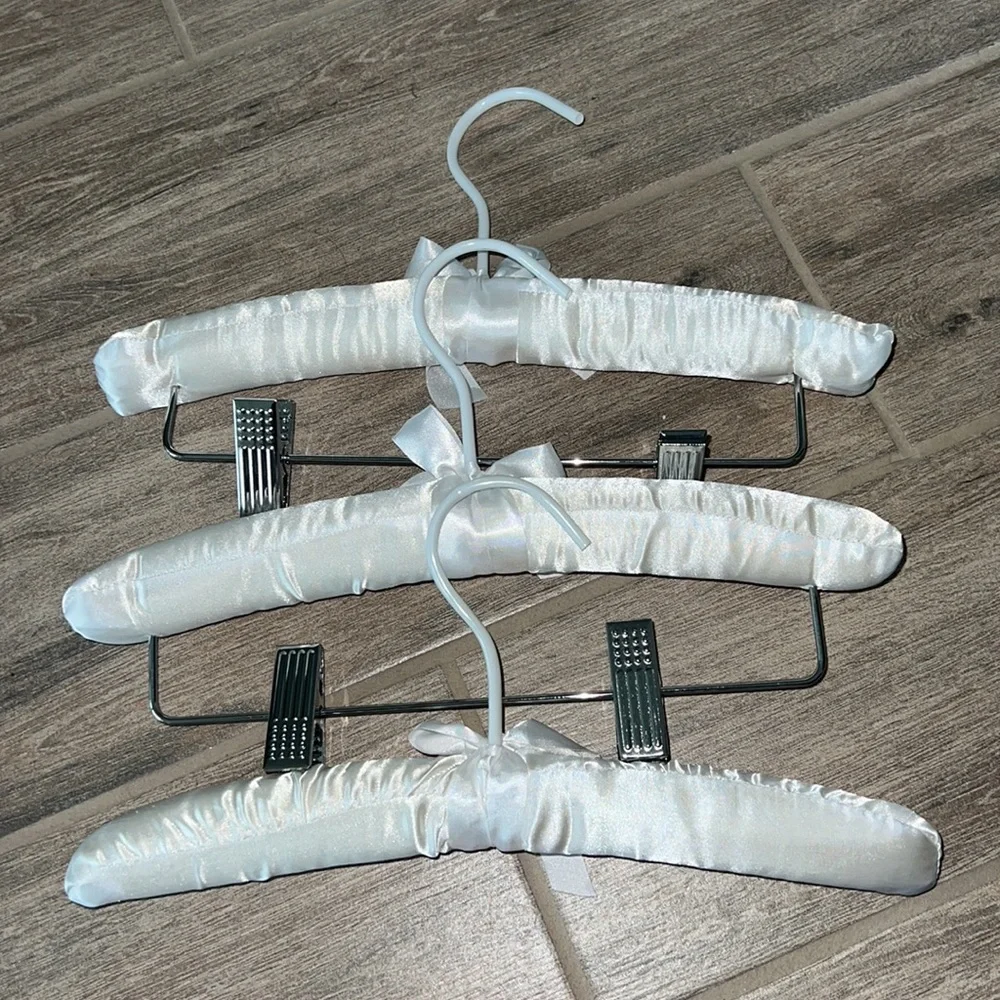 Homegoods Kinds Satin Hangers White Pearl